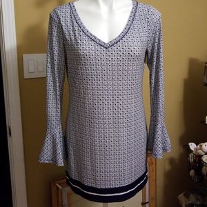 While House Black Market top